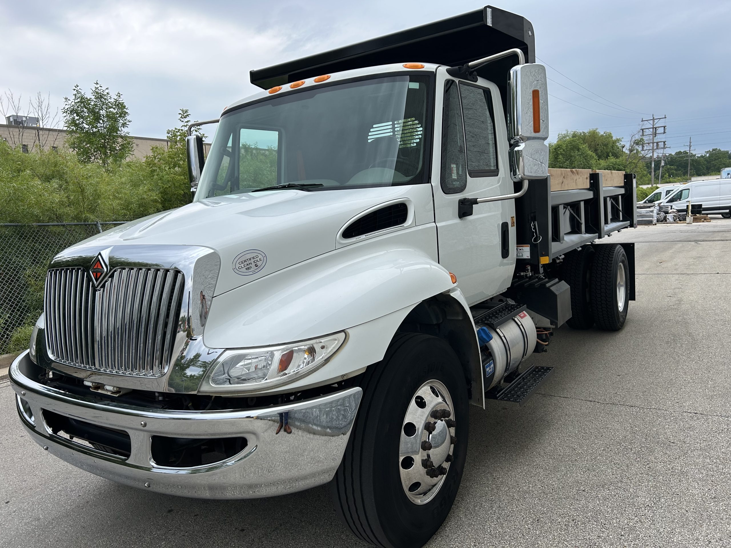 2019 INTERNATIONAL 4300 UT18197-08 2019 INTERNATIONAL 4300 UT18197-08