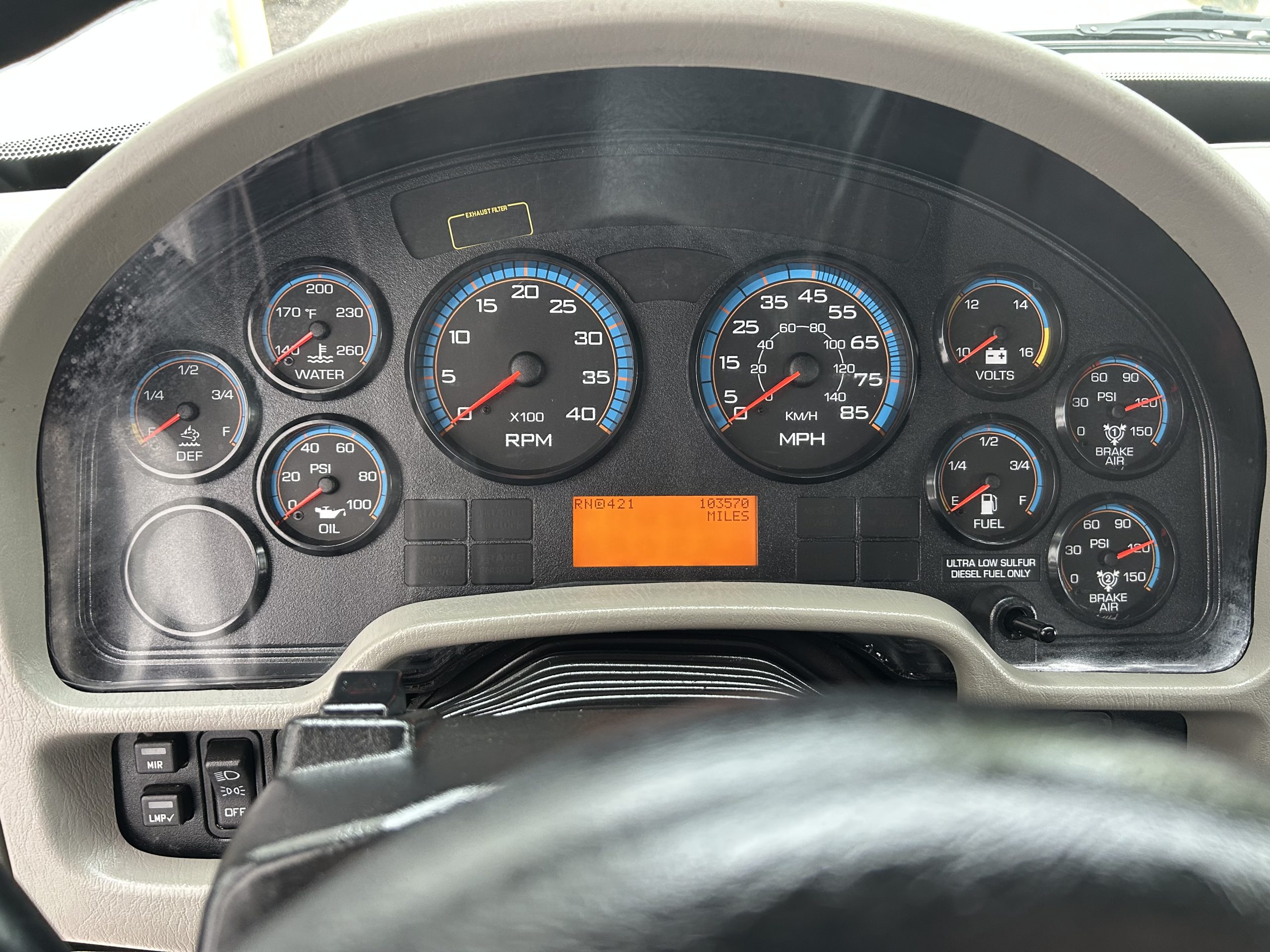2019 INTERNATIONAL 4300 UT18197-13 2019 INTERNATIONAL 4300 UT18197-13