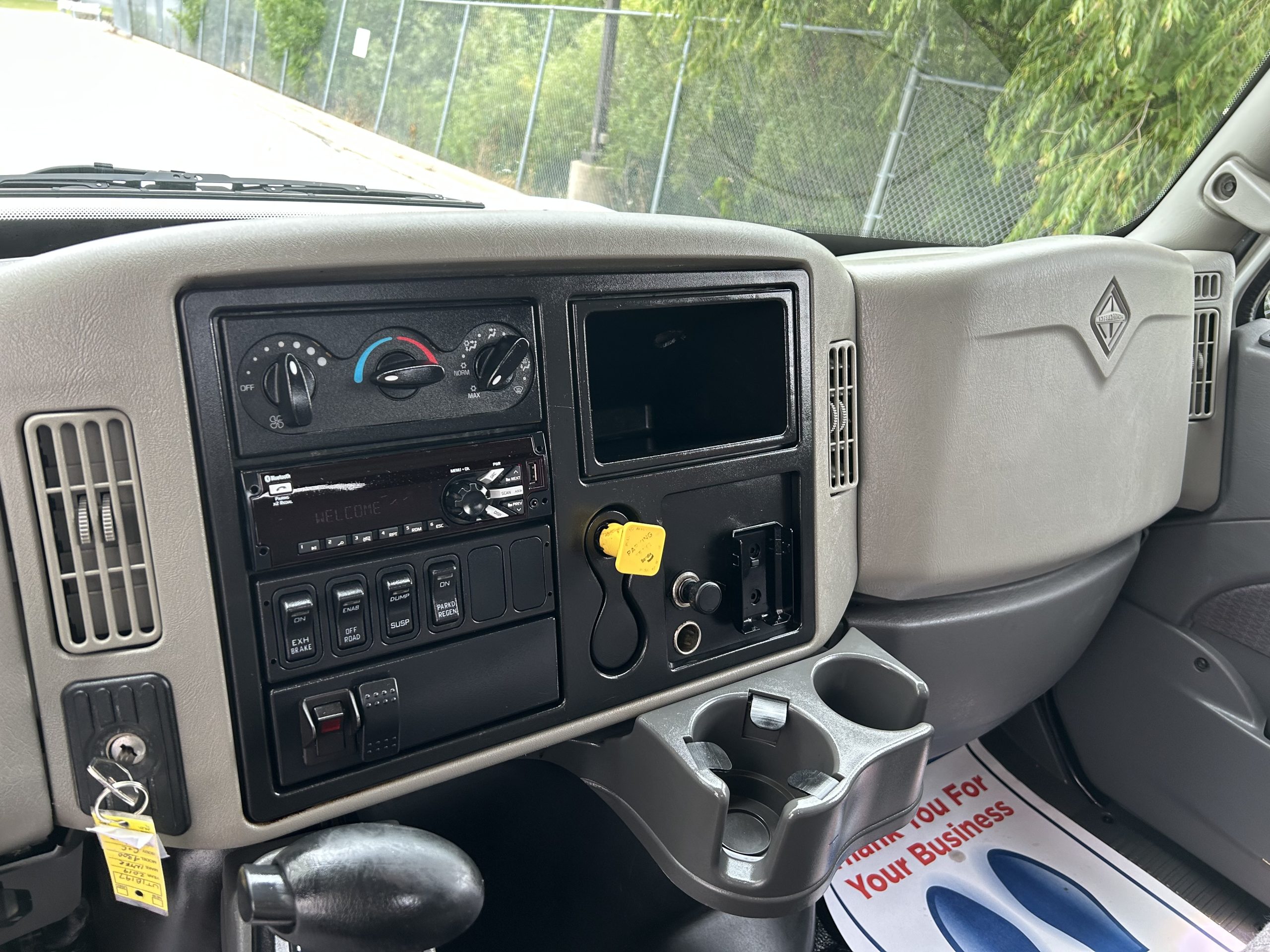 2019 INTERNATIONAL 4300 UT18197-14 2019 INTERNATIONAL 4300 UT18197-14