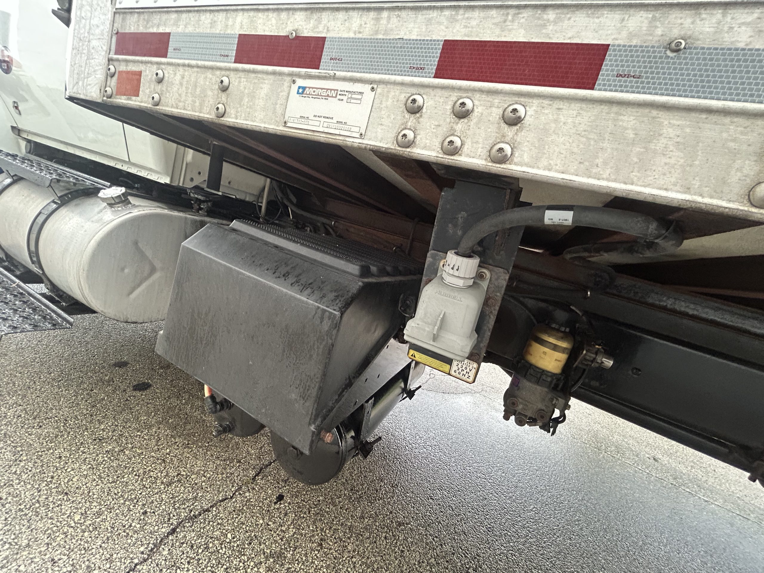 2019 International 4300 UT18208-09 2019 International 4300 UT18208-09