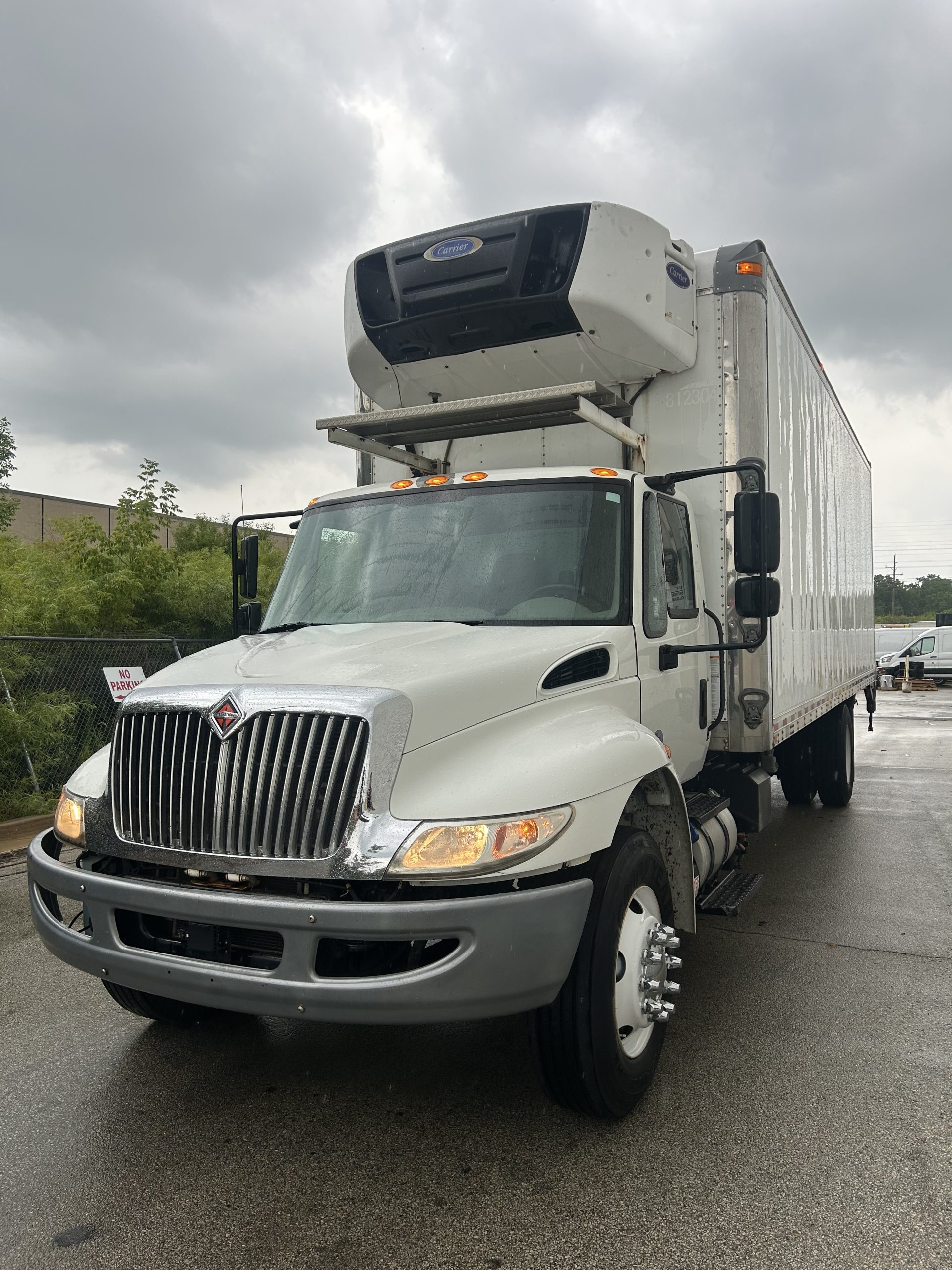 2019 International 4300 UT18208-26 2019 International 4300 UT18208-26