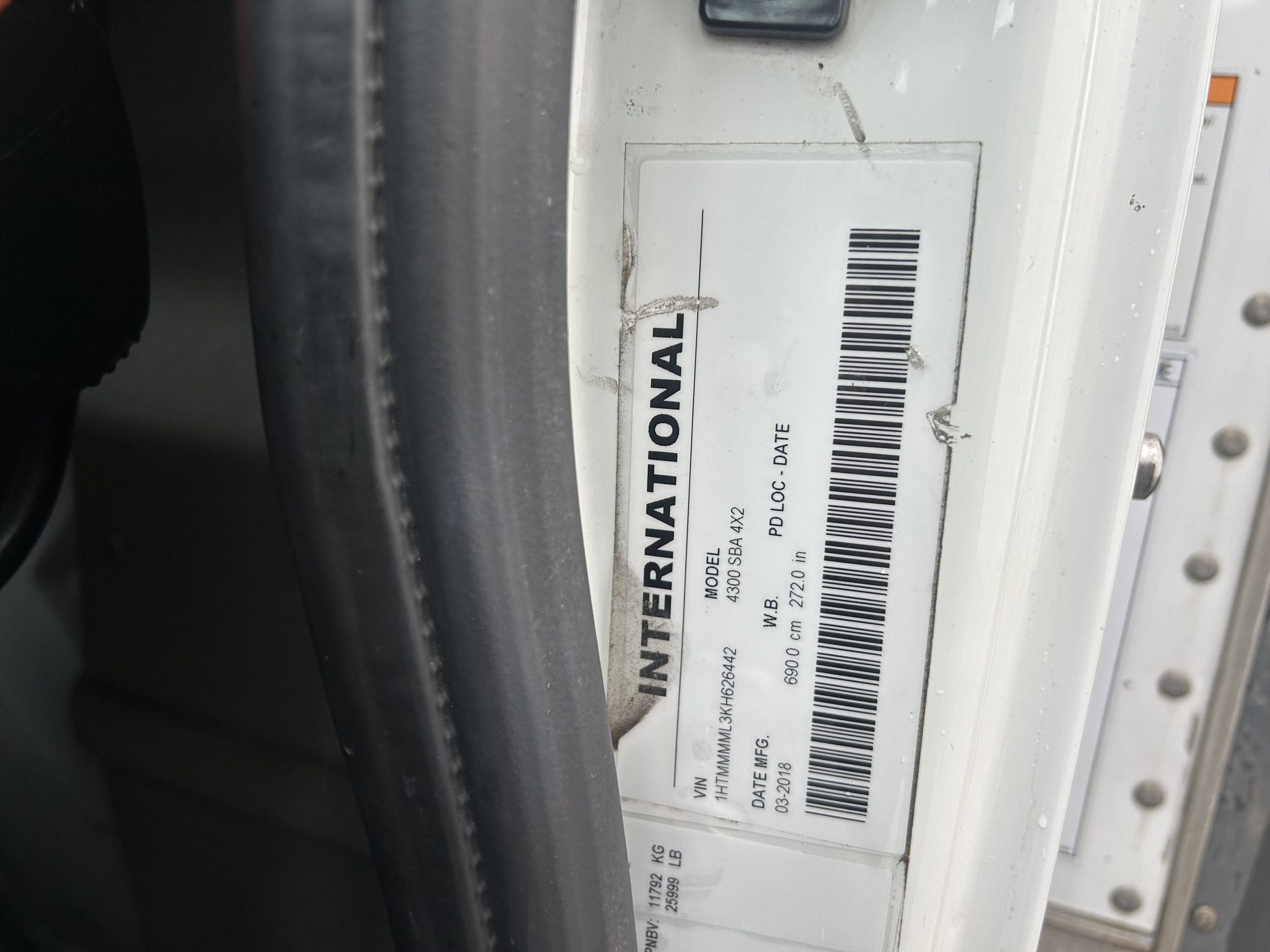 2019 International 4300 UT18208-29 2019 International 4300 UT18208-29
