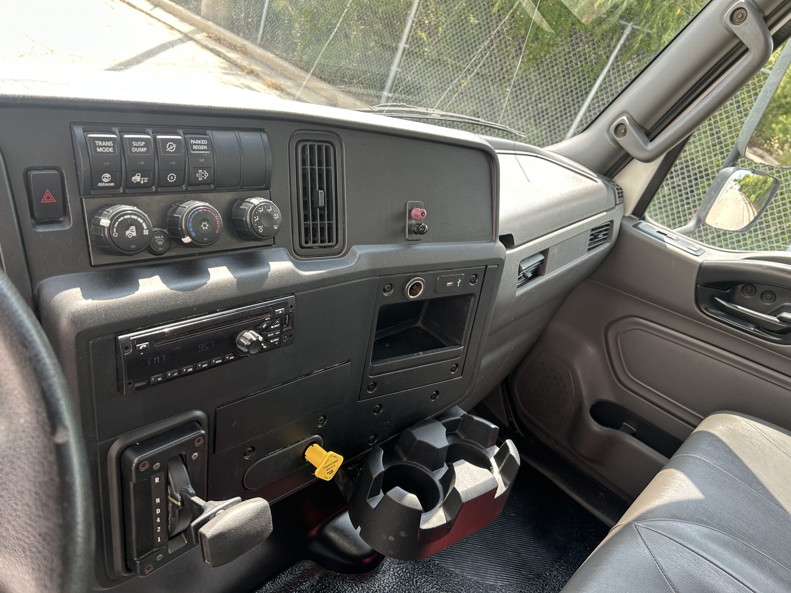 2019 INTERNATIONAL MV607 UT18212-12 2019 INTERNATIONAL MV607 UT18212-12