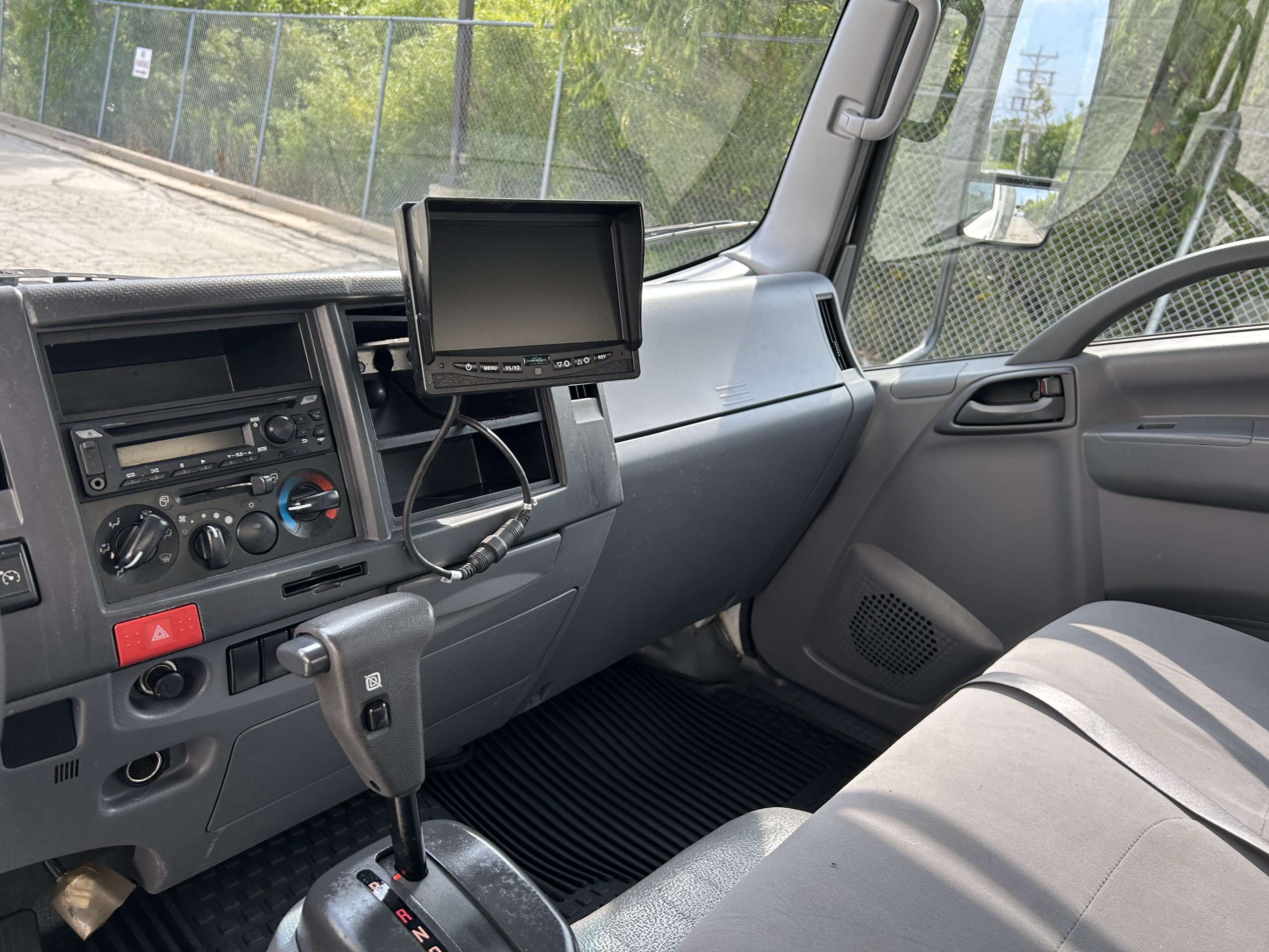 2020 Isuzu NPR HD 2020 Isuzu NPR HD - image 3 of 6