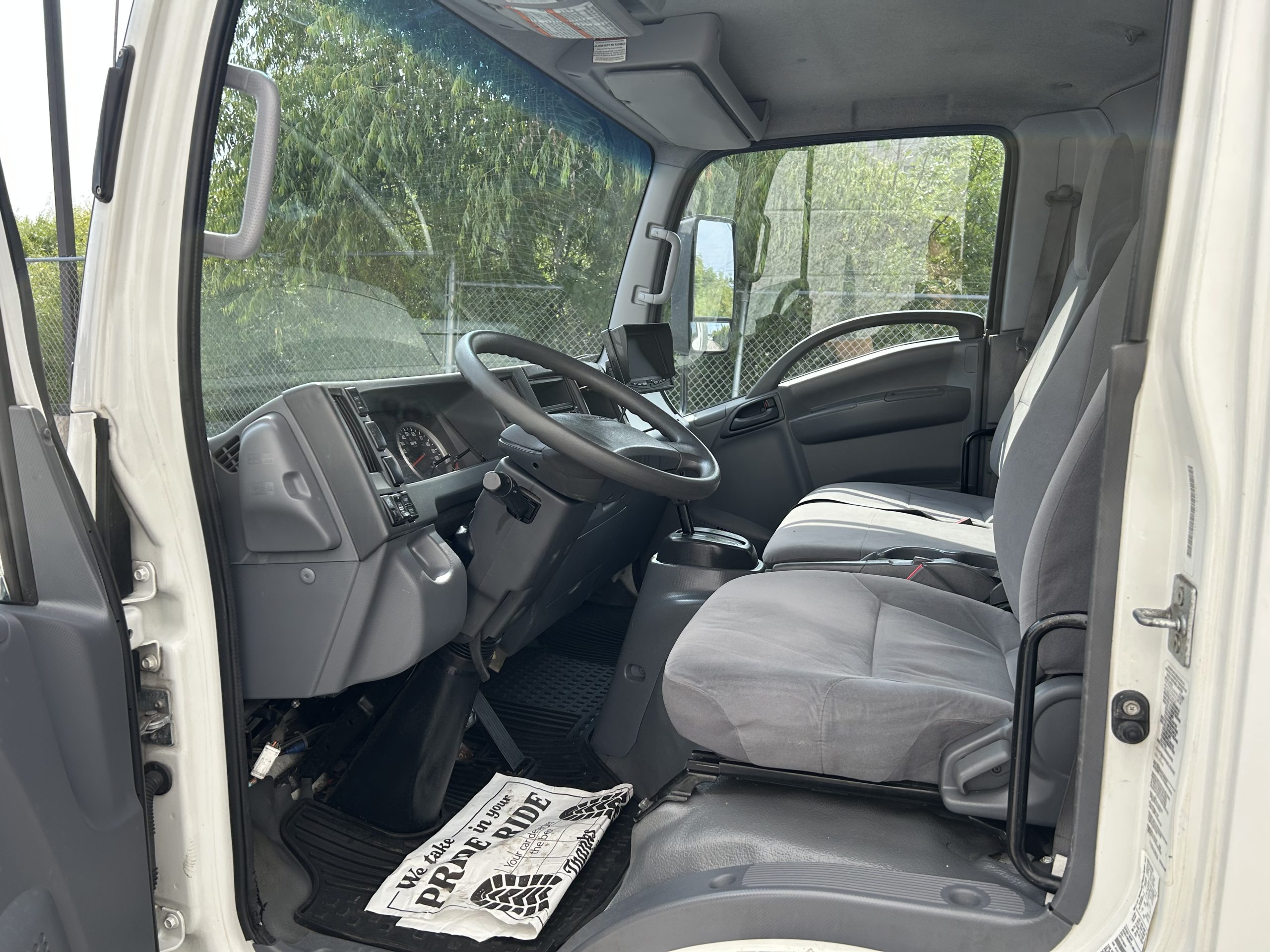 2020 Isuzu NPR HD UT18226-12 2020 Isuzu NPR HD UT18226-12