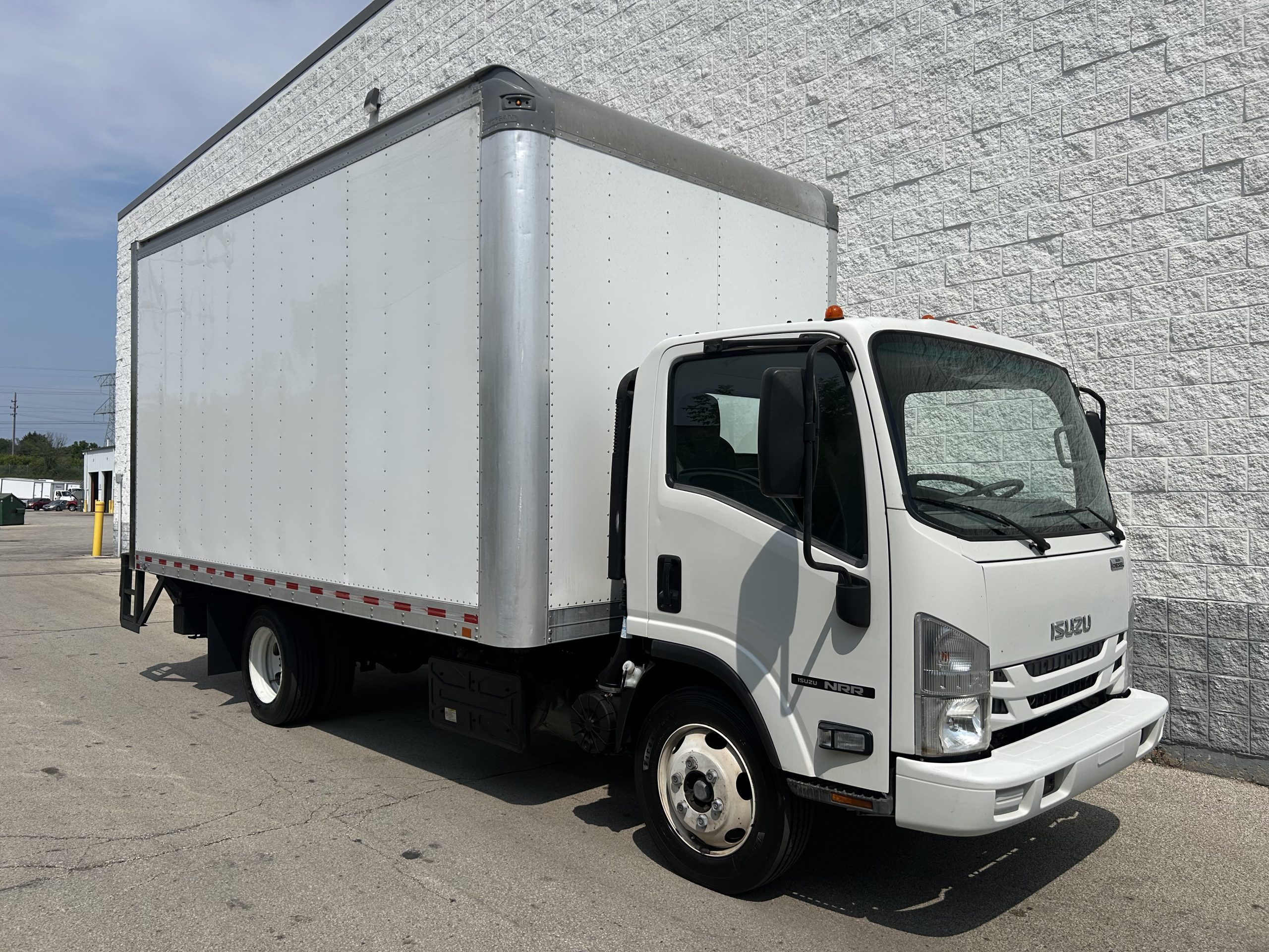 2021 ISUZU NRR 2021 ISUZU NRR - image 1 of 6